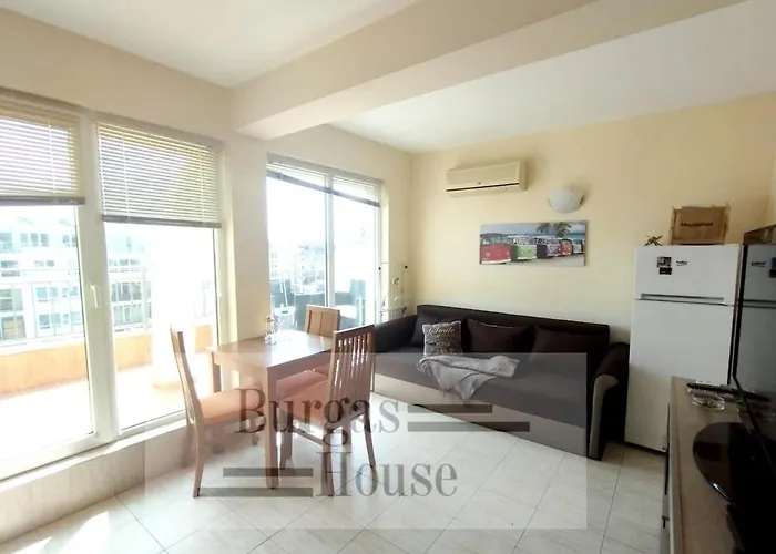 Sunny Penthouse, Pool View, Near Nessebar * Sunny Beach