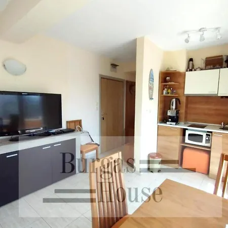 Διαμέρισμα Sunny Penthouse, Pool View, Near Nessebar Σάνι Μπιτς