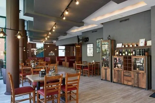 Sunny Penthouse, Pool View, Near Nessebar Апартамент Слънчев бряг